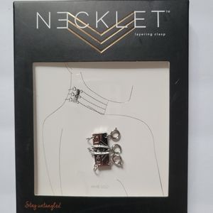 Necklet TRIPLE LAYERING CLASP NIB White Gold